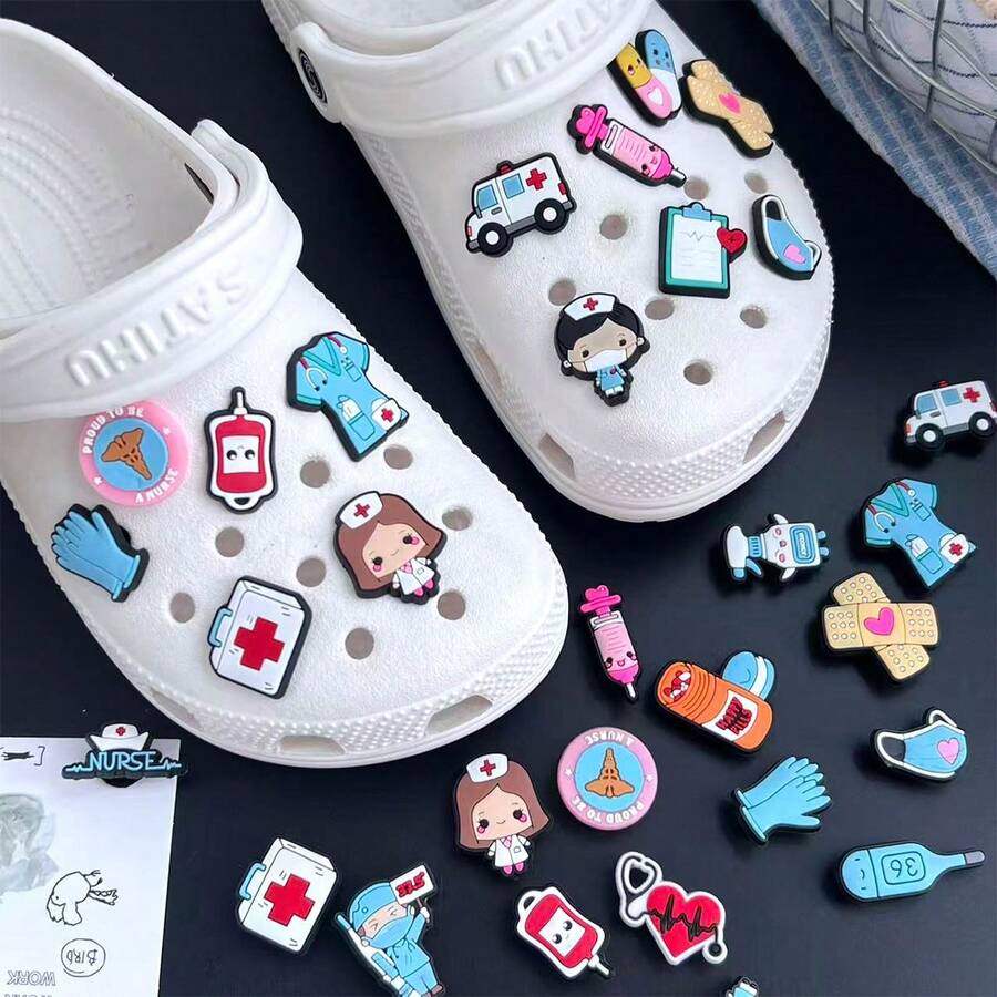1758190369cbd5dbbb090b4c3389ee(1) Crocs nursing charms (20 piece) - Image 1
